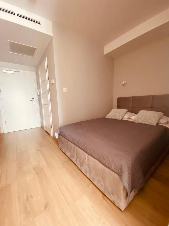 Przystan Apartamenty סרבינובו מראה חיצוני תמונה